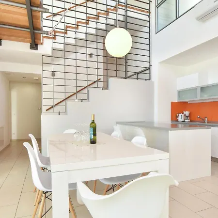 וילה Swanky In With Sauna Jacuzzi And Mountain Views *