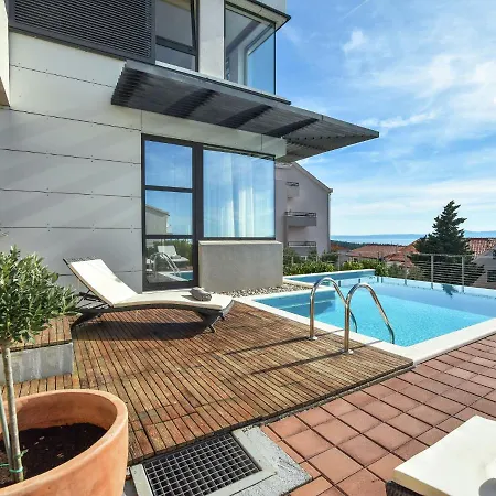 Swanky In With Sauna Jacuzzi And Mountain Views *